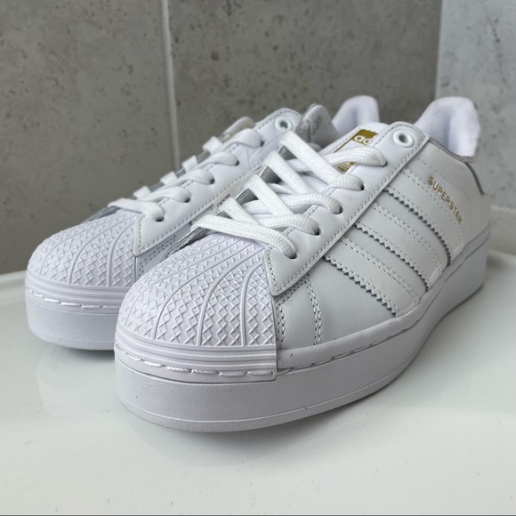 SOLD Adidas Women's Superstar Bold Sneaker Size 5.5 - Picture 8 of 15